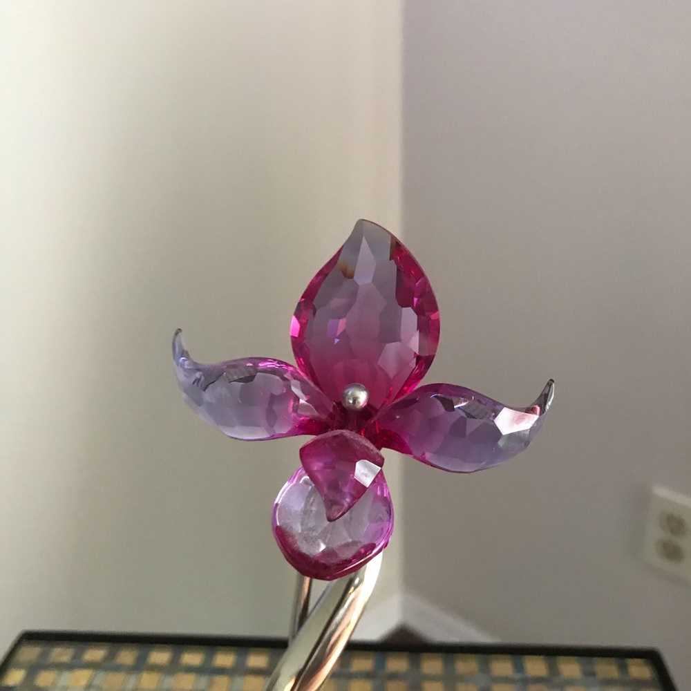 Small Swarovski crystal flower